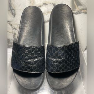 Mua pep gucci GG logo black leather and rubber men sz 42